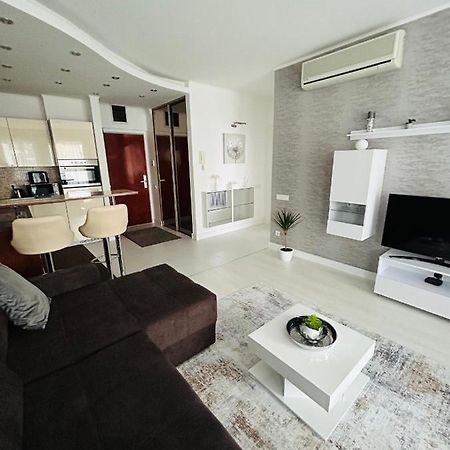 Marina Bay Apartman Budapesta Exterior foto